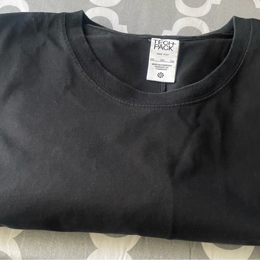Tech Pack TShirt 3XL - Picture 3 of 12